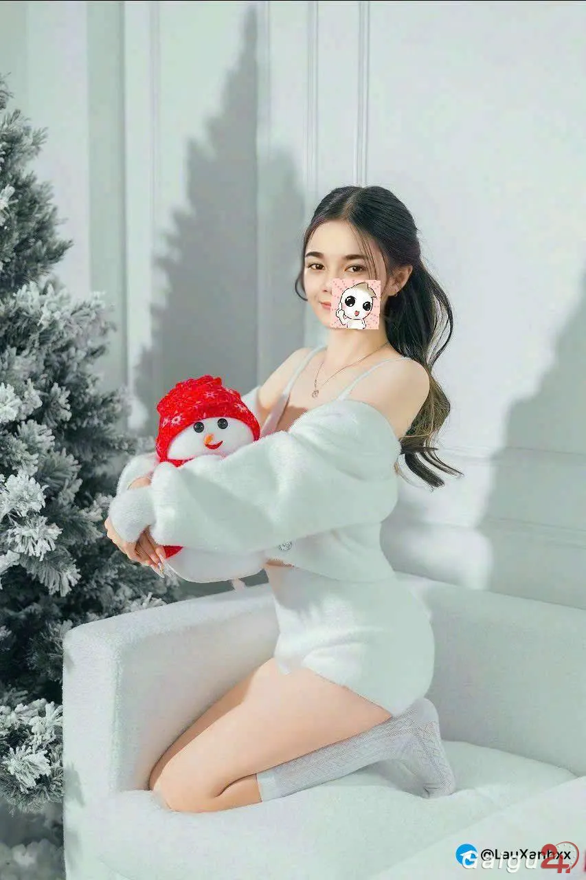 Tiểu Miu - em hàng tình cảm chiều hết nấc