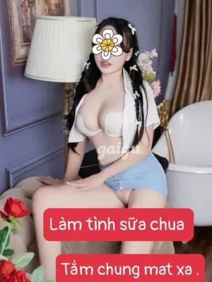 Huyền trang xinh xắn dễ thương