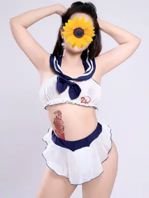 Mai Thanh - Em ngoan dâm đãng, bú cu đá bi phê lòi