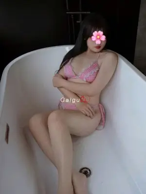 Bé Bảo Hân Baby – nóng bỏng xinh đẹp dịu dàng, body non tơ căng đét sẵn sàng phục vụ