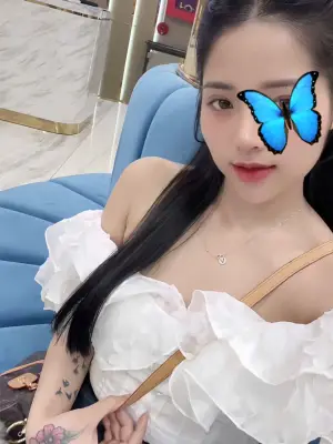 Hot Teen HÀ LINH 2k7 Mặt Baby,Da Trắng,Vú Hồng,Bym Khít