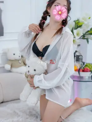 Trúc Nhã - Gái gọi giá rẻ, dâm nhẹ, body tạm ổn cho anh em xả