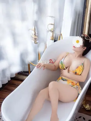 THU HẰNG - SIÊU DÂM - VÚ CỰC TO - GIÁ PHẢI CHĂNG