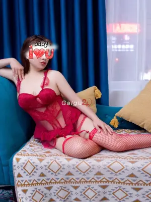 TÚ LINH 2k thần dâm bú cu làm tình bao phòng