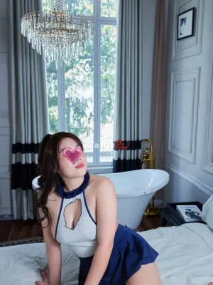 ? Thiên Ân ? Gái Dâm Body Khá Nét, Chiều Lòng Khách
