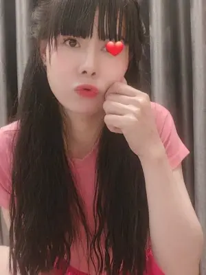 Cẩm Duyên❤ Da trắng nõn,Dú đẹp ,Bím ngon