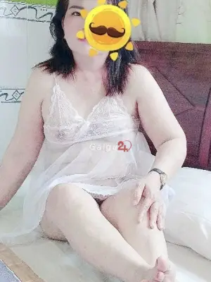 Chị già U50 cần lồn ấm ngay và luôn, anh em nào khô máu vào chén!