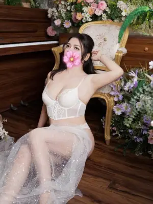 THỎ BABY  HẦU GÁI VIP SIÊU PHẨM  CHUẨN HÀNG VIP ĐỈNH CAO RẤT ĐÁNG CHECK