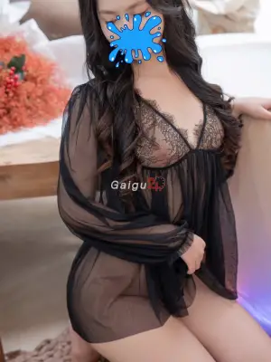 Vy Vy - em gái ngọt ngào, làm say mê mọi ánh nhìn