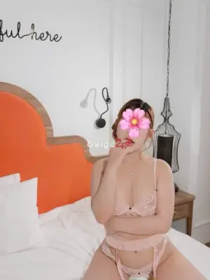 Khánh Ly 2k6 xinh xắn vú đẹp body nóng bỏng