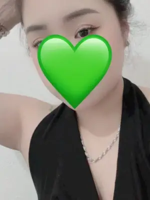 NEW❤️BÉ TY 2K5❤️LẦN ĐẦU VÀO NGHỀ + XINH + DÂM❤️CỰC KỲ CHIỀU KHÁCH