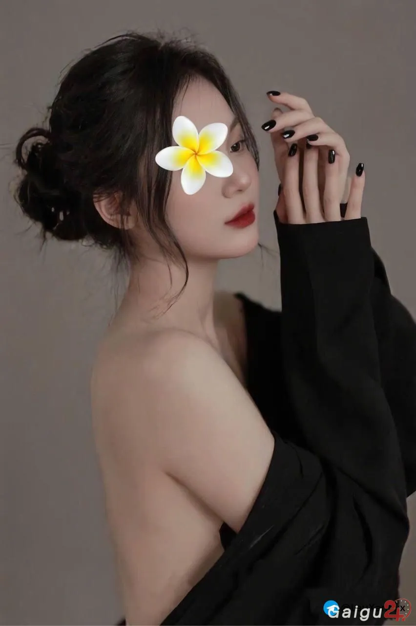 Lan Anh_ Gái non xinh đẹp, body cực nuột