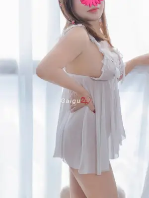 PHƯƠNG LINH - Em hàng tình cảm, kỹ thuật tốt