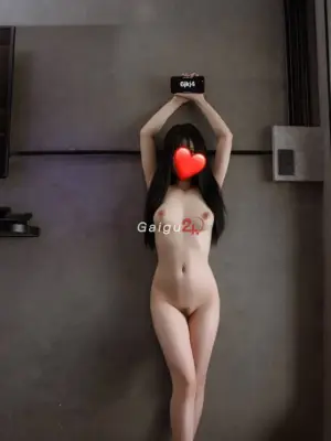 Lan Anh - Cô Nàng Nhẹ Nhàng, Tình Cảm Nhưng Đầy Dâm Đãng ?