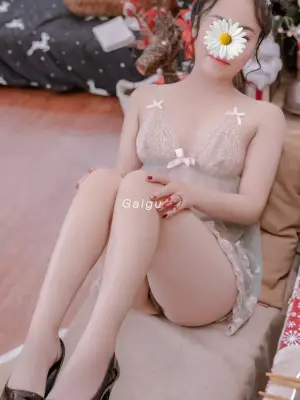 Ly Ly_ Hàng ngon body đẹp, làm tình cực dâm