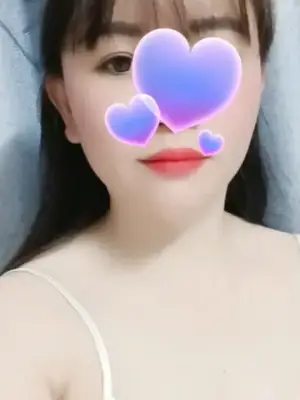 Triệu Vy- em hàng tươi xanh, đáng yêu hấp dẫn!