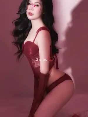 Hà Trang - Em Gái Miền Tây Chân Dài,  Cực Phẩm Mỹ Nhân